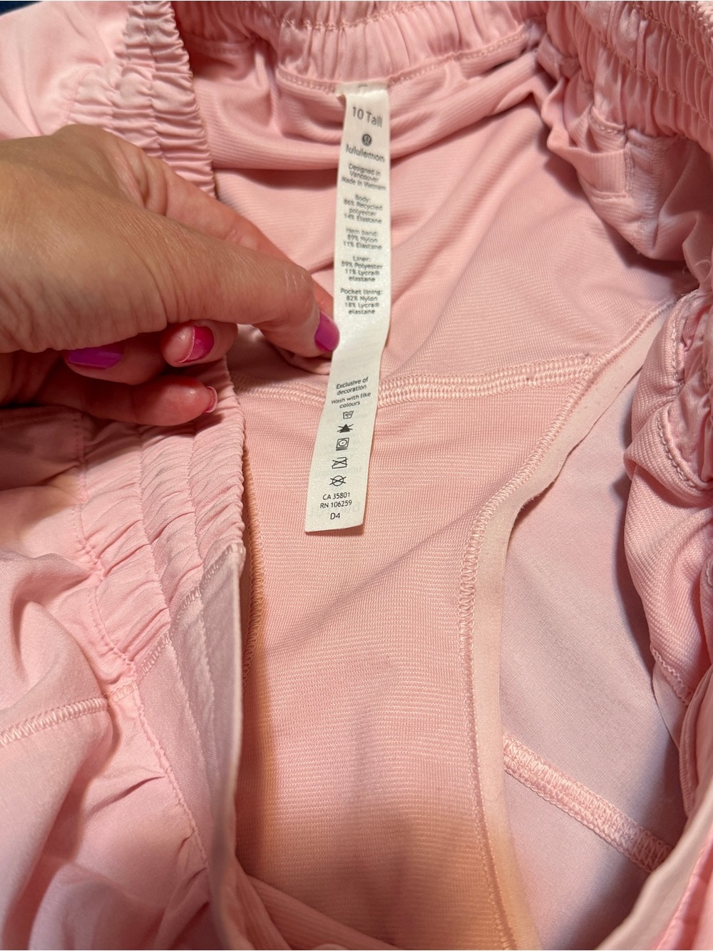 lululemon athletica Pink hotty hot shorts 10 Tall - Picture 4 of 6